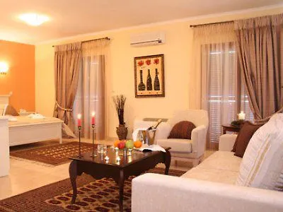 Asteras 3* Naousa (Imathia)