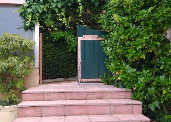 Asteras Hotel Naousa (Imathia)